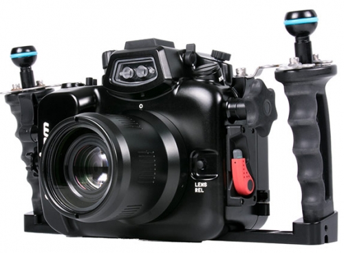 Nauticam NA-GH4: бокс за подводни фотографии за цифровия фотоапарат Panasonic Lumix G DMC-GH4