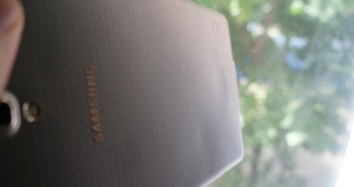 В Super AMOLED-таблетите на Samsung е открит сериозен дефект (снимки)