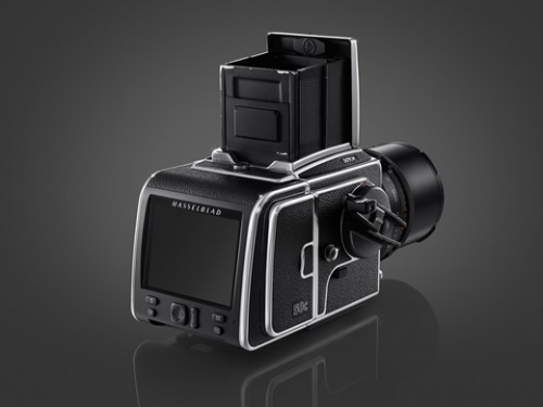 Hasselblad пуснаха нов цифров гръб за линията апарати V System