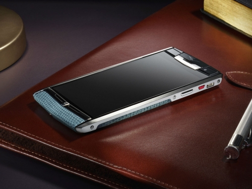 Новият смартфон с Android на Vertu струва над  хиляди