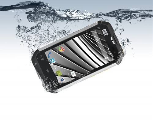 Caterpillar Cat B15Q – защитен смартфон с Android 4.4 KitKat