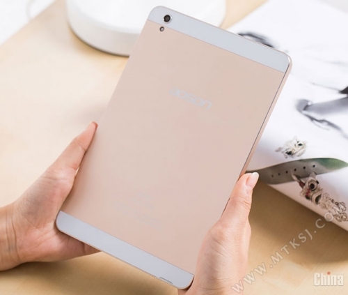Aoson M787T: 8-инчов китайски клонинг на iPhone 5s с цена 0