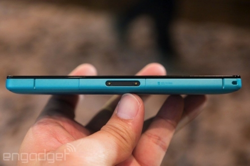 Sony представи Xperia Z2a