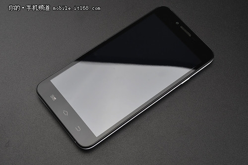 Анонс на смартфона CoolPad Note: 5,5 инчов дисплей и четириядрен процесор при цена 