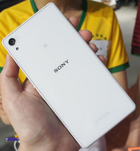 Mobile Asia Expo 2014: пластмасова версия на Sony Xperia Z2 за China Unicom