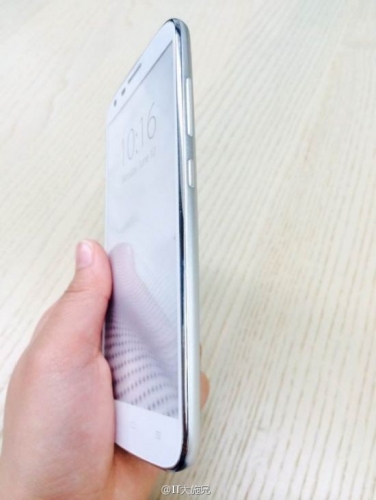 Huawei Honor 6 ще получи скенер на пръстовите отпечатъци