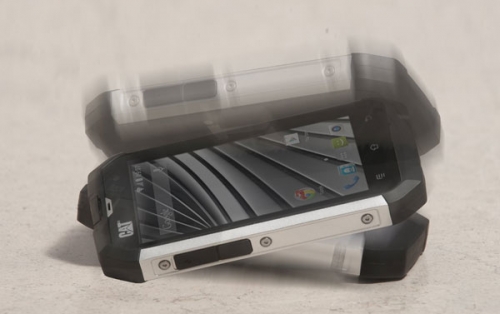 Започнаха продажбите на защитения смартфон Caterpillar B15Q