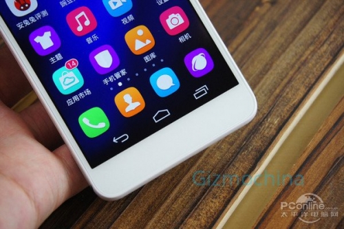 Huawei представи конкурента на Apple iPhone 5s и Samsung GALAXY S5