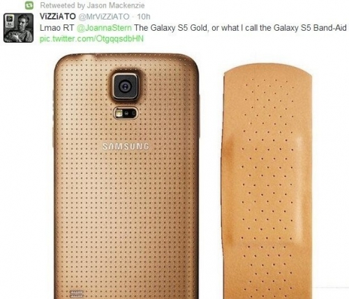 HTC се присмива на дизайна на Samsung GALAXY S5