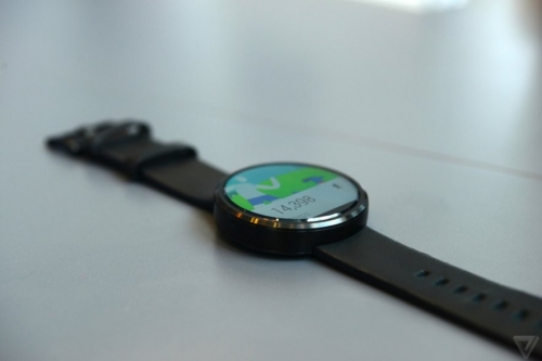 Moto 360: фотосесия на най-красивия смарт-часовник