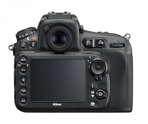 Nikon представи пълнокадровия огледален фотоапарат D810