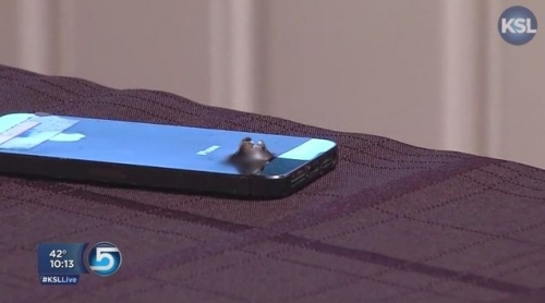 iPhone 5 спаси живота на войник