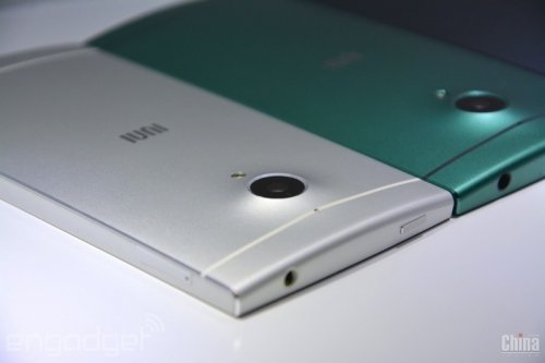 IUNI U2 – реален конкурент на Xiaomi Mi3