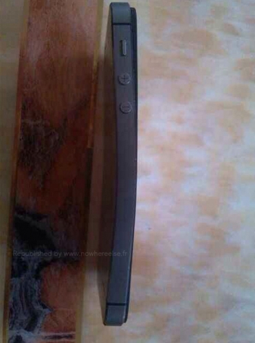Разкрита е тайната на огъващите се iPhone 5s
