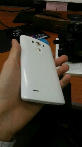 LG G3: „живи“ снимки и характеристики
