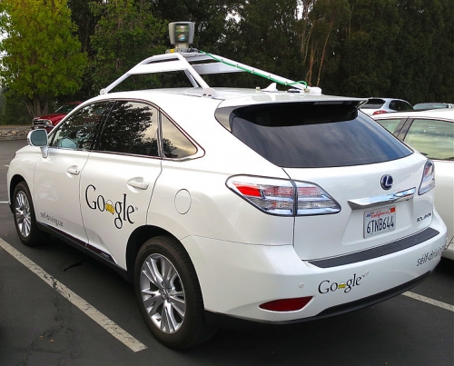 Как изглеждат отвътре автономните коли на Google