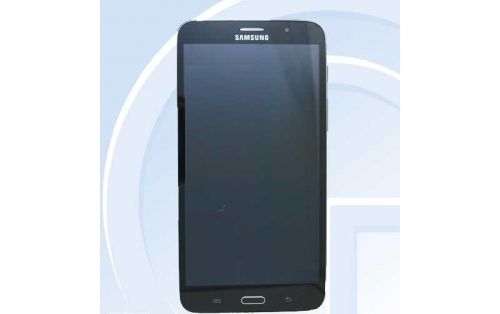 Samsung пуска 7-инчов смартфон