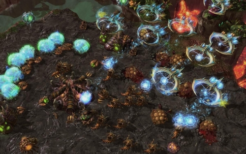 Blizzard ще съди чийтърите в StarCraft 2