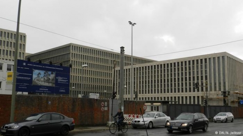 Федералната разузнавателна служба на Германия ще следи социалните мрежи в реално време