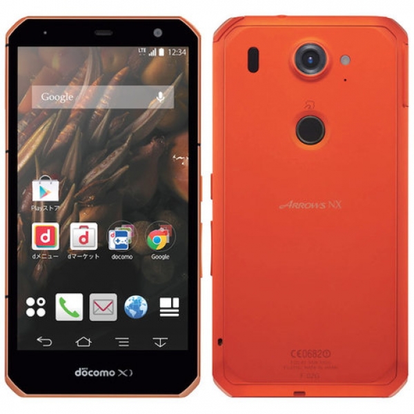 Fujitsu пуска защитен смартфон с QHD-екран