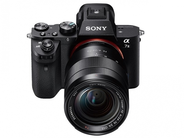 Sony представи безогледален фотоапарат с усъвършенствана система за стабилизация на изображението