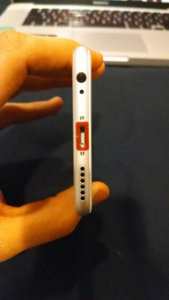 Прототипен модел на iPhone 6 се продава в eBay