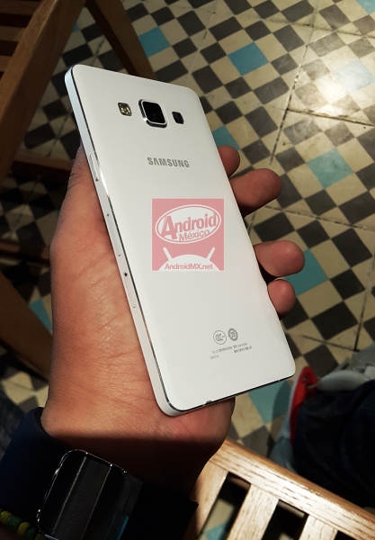 GALAXY A5 се появи в бенчмарковете