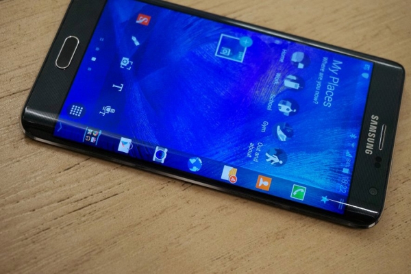 Samsung GALAXY Note Edge вече е на пазара