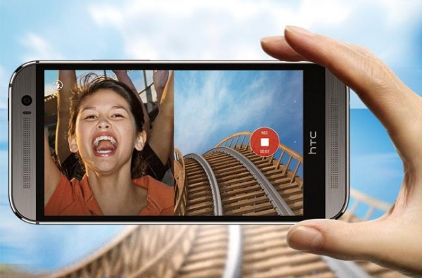 HTC One (M8 Eye) ще се появи в продажба на 15 октомври