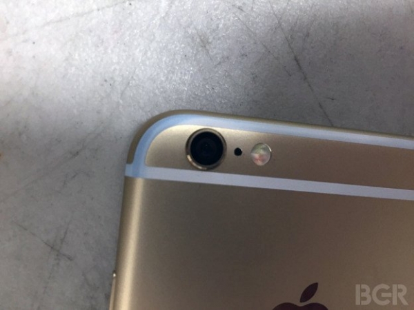 Носенето на iPhone 6 в дънките разваля външният му вид
