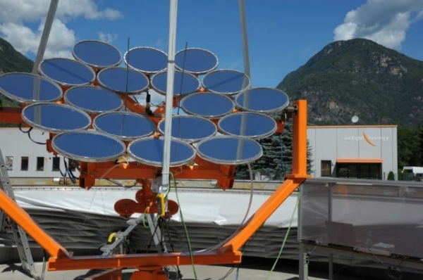 IBM и AairLight Energy разработват комплексната технология HCPVT, обединяваща слънчева батерия, опресняване на вода и охлаждане