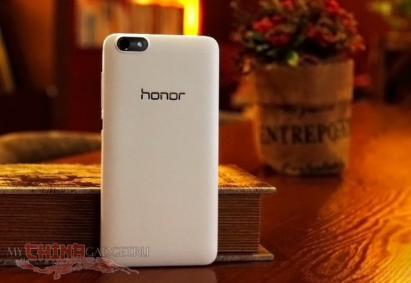 Официален анонс на смартфона Huawei Honor 4X