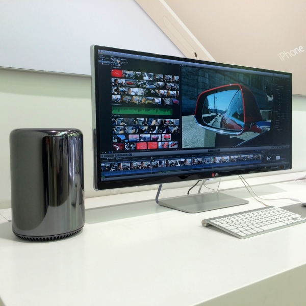 Мониторът LG 34UM95: решение за професионалисти, имащи нужда от два екрана