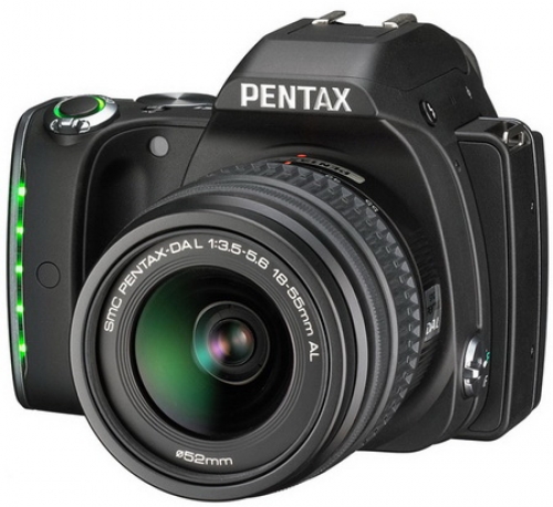 Pentax представи на пазара огледалния цифров фотоапарат K-S1