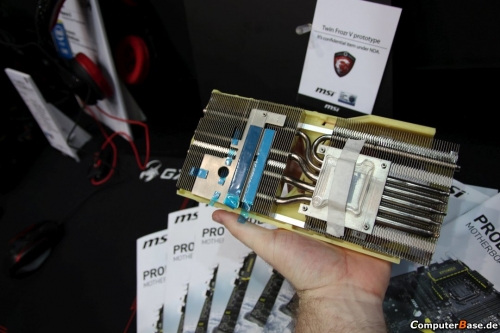 Снимки на видеокартата MSI GeForce GTX 980 Gaming с охладителя Twin Frozr V