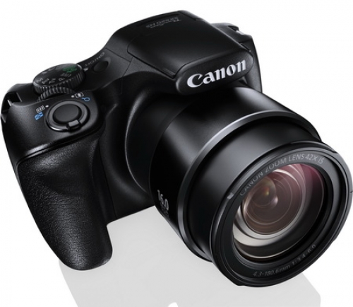 Canon започна продажбите на компактния суперзум PowerShot SX520 HS