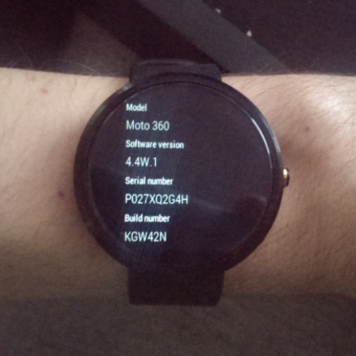Часовниците под Android Wear започнаха да получават ъпдейти