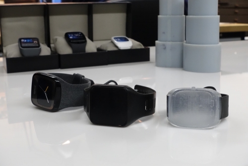 Motorola показа ранните прототипи на часовника Moto 360