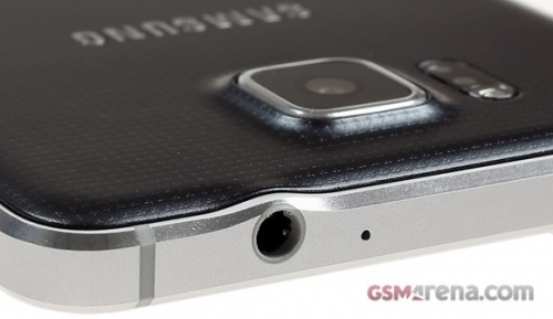 Samsung SM-A500: смартфон с изцяло метален корпус