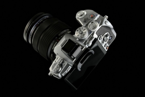 Photokina 2014: Olympus E-M1 – цифров фотоапарат с ретро дизайн