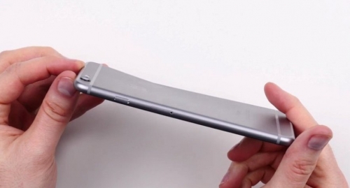 В iPhone 6 Plus е открит сериозен недостатък
