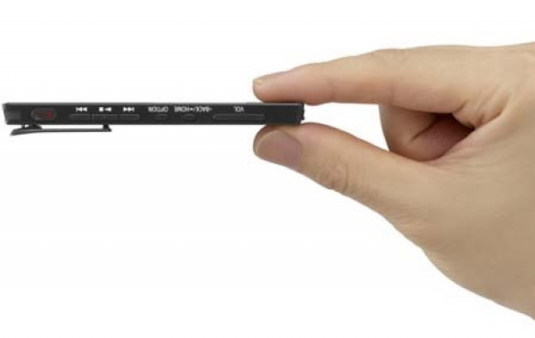 Sony започна продажбите на тънките и леки цифрови диктофони ICD-TX650