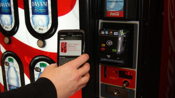 Coca-Cola ще предлага WiFi достъп през своите апарати за напитки