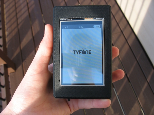 TYfone: мобилен телефон от Raspberry Pi и корпус, разпечатан с помощта на 3D-принтер