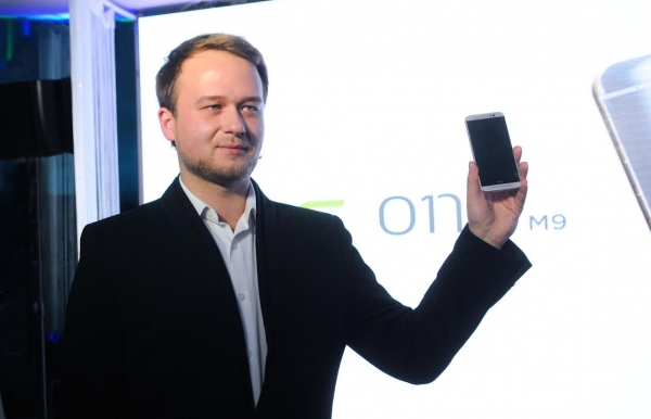 Летящ старт за HTC One M9 в България