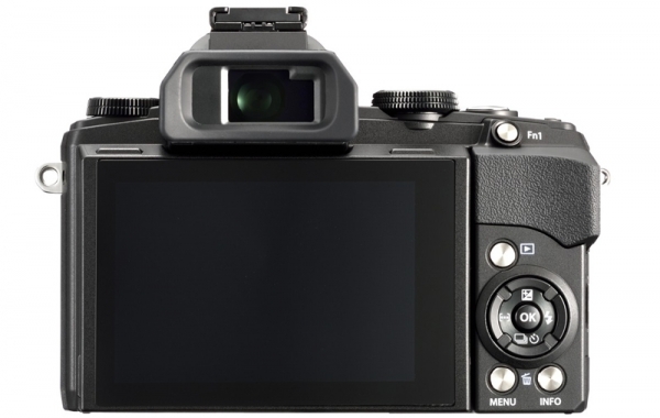 Започнаха продажбите на цифровия фотоапарат Olympus Stylus 1s