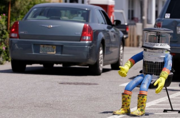 Обезглавиха робота HitchBOT във Филаделфия