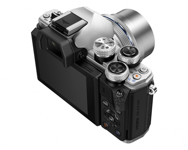 Анонс на цифровия фотоапарат Olympus OM-D E-M10 II
