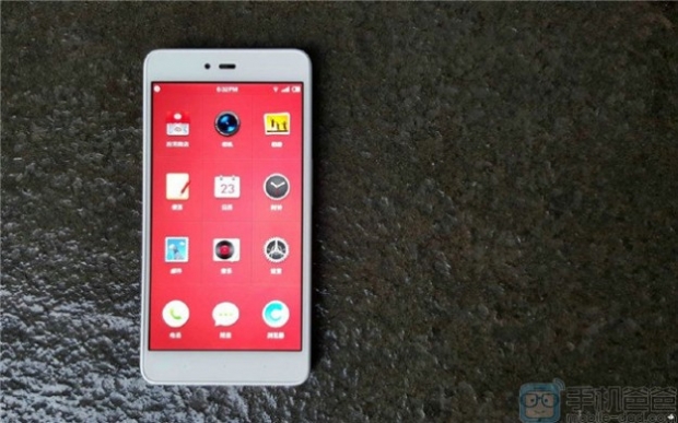 Smartisan U1: фаблет с 64-битов Snapdragon 615 и цена 0