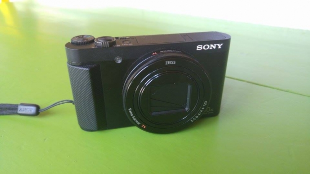 Ревю на Sony Cybershot DSC-WX500 и DSC-HX90V: ултракомпактни суперзуми